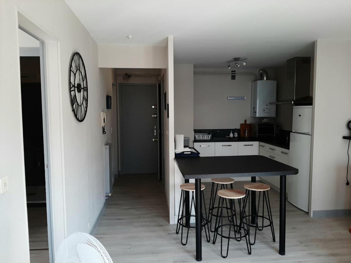 Appartement Confortable En Plein Centre De Saint-Jean-De-Luz, A Deux Pas De La Plage Et Des Commerces - Fr-1-239-586 Kültér fotó
